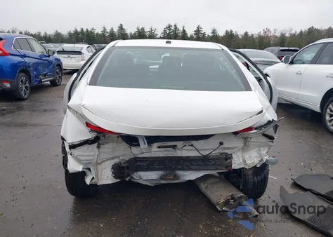 2019 Toyota Corolla Se from USA, damaged, VIN 2T1BURHE4KC135895